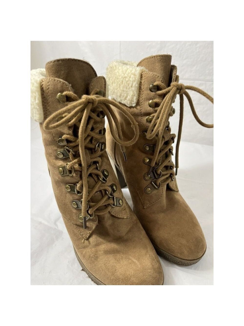 Women’s Brash Moto Boots Size 6 1/2 Sherpa Trim platform - Picture 3 of 15